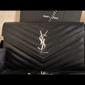 Saint Laurent
Monogram Matelassé Leather Wallet-On-Chain